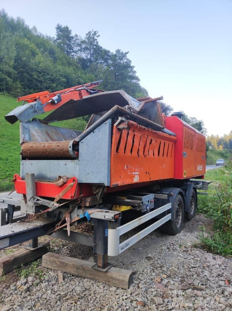 Mus-Max 10XL Drobilci lesa