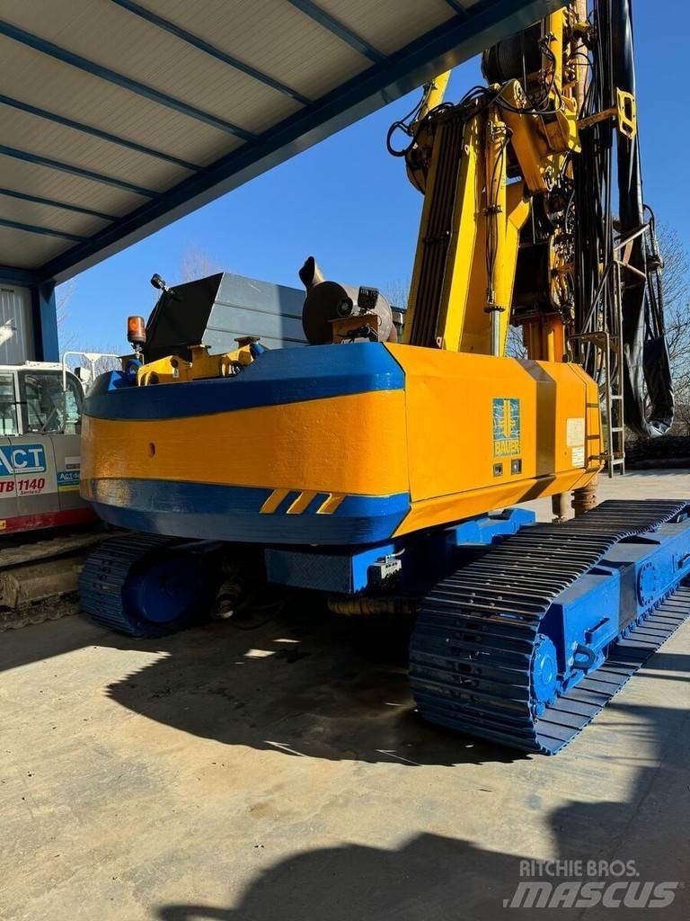 Bauer BG 18 H Težki vrtalni stroji