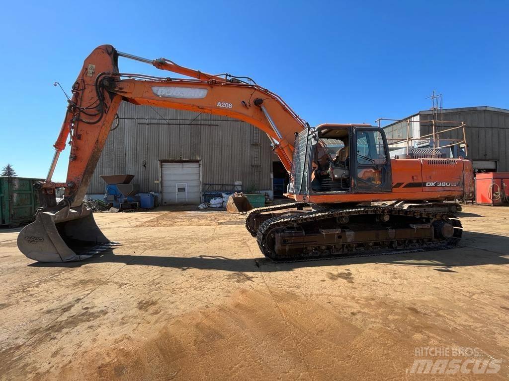 Doosan DX 380 LC Bagri goseničarji