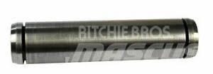 JCB - bolt - 811/90585 Boom in dipper roke