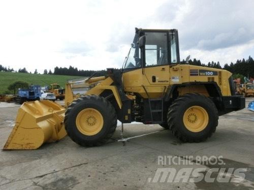 Komatsu WA100-5 Kolesni nakladalci