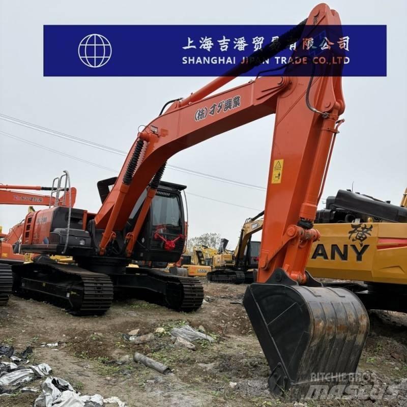 Hitachi ZX 210 Bagri goseničarji