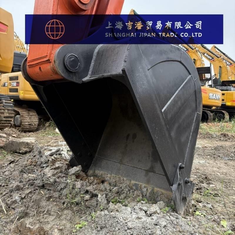 Hitachi ZX 210 Bagri goseničarji
