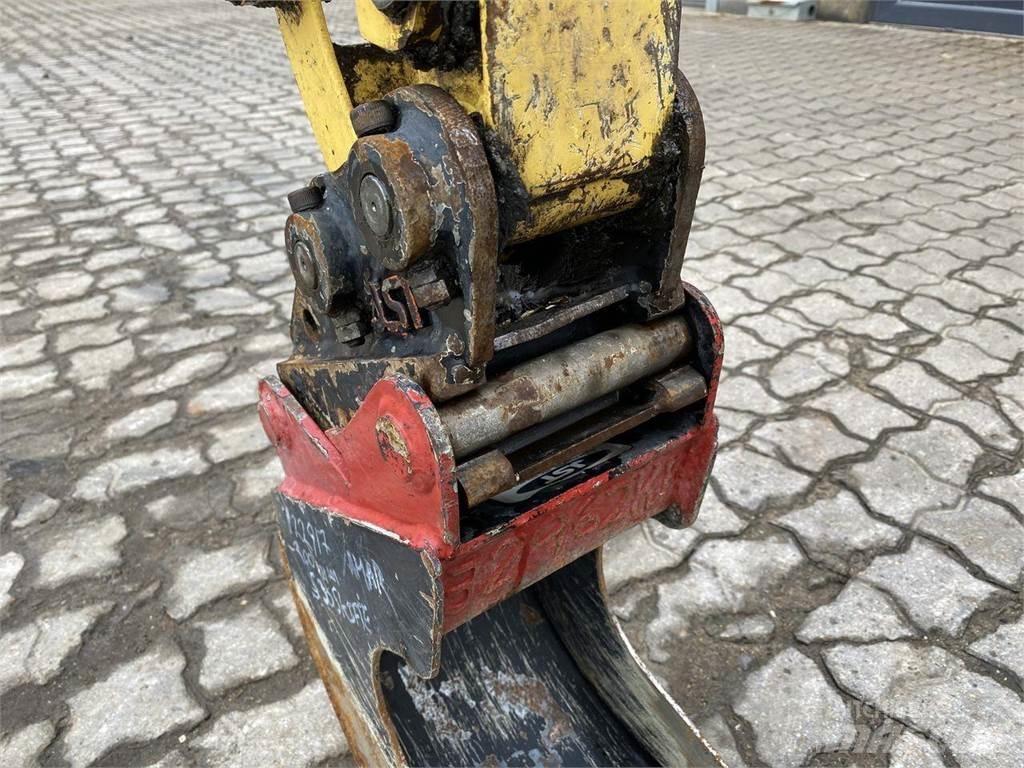 Yanmar VIO12 Bagri na kolesih