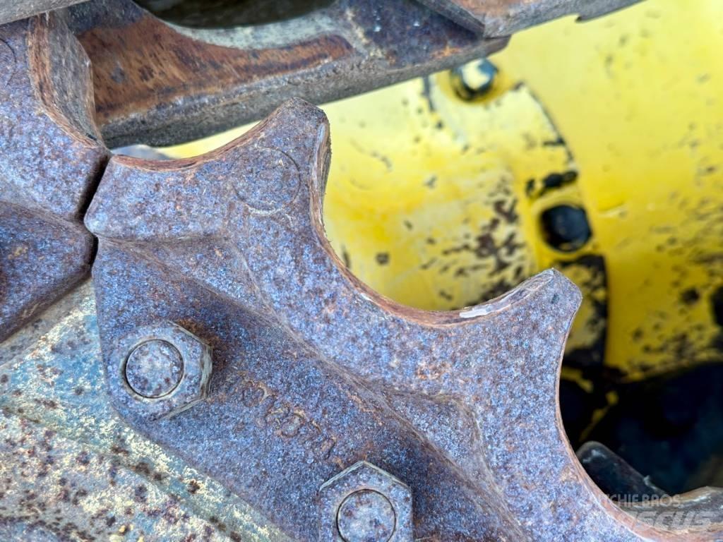 Komatsu D 61 EXI-12 Buldožerji goseničarji