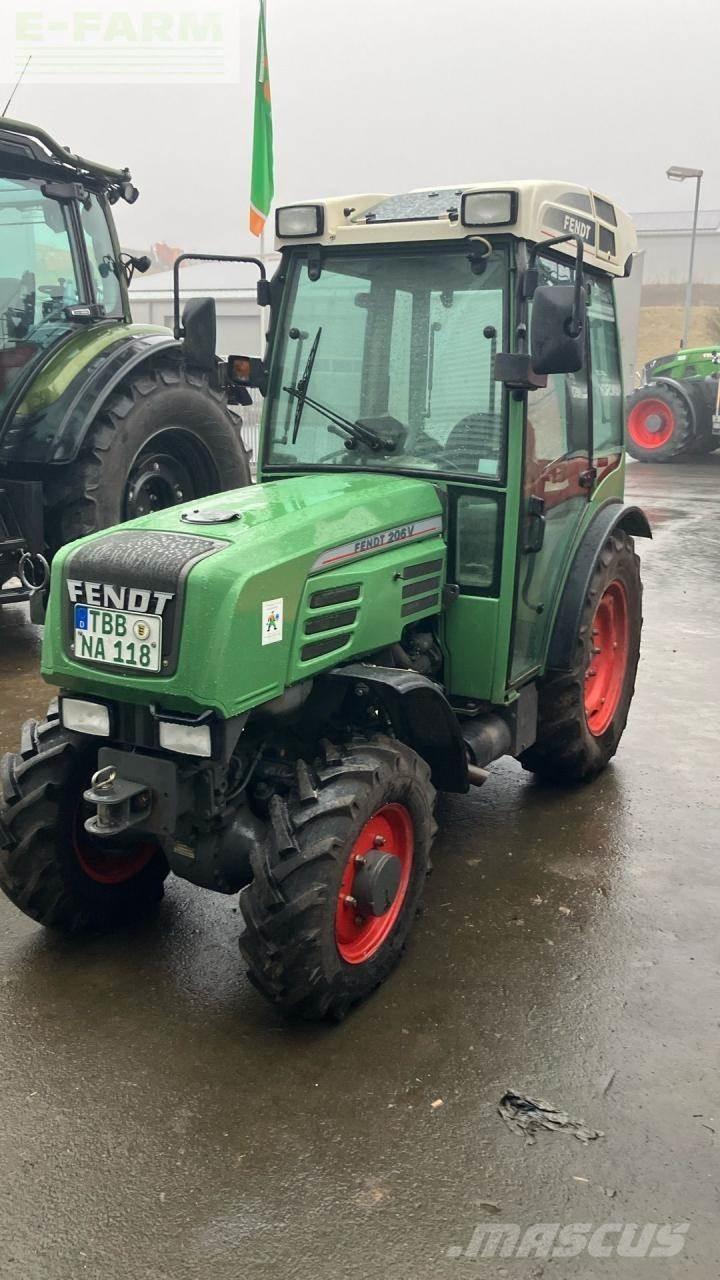 Fendt 206 v V Traktorji