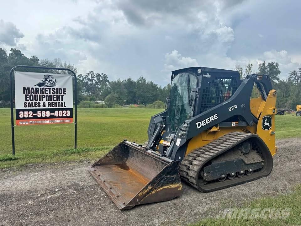 John Deere 317 Skid steer mini nakladalci