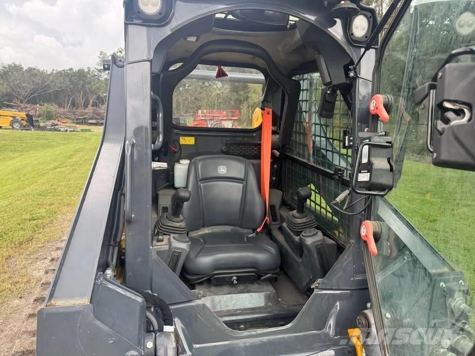 John Deere 317 Skid steer mini nakladalci