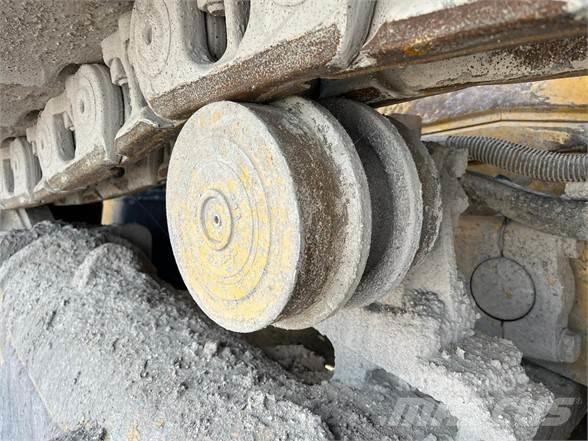 CAT D6T XW Buldožerji goseničarji