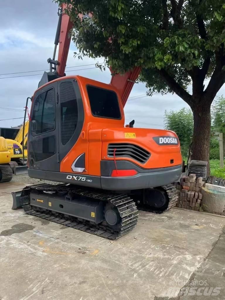 Doosan DX75-9C Bagri goseničarji