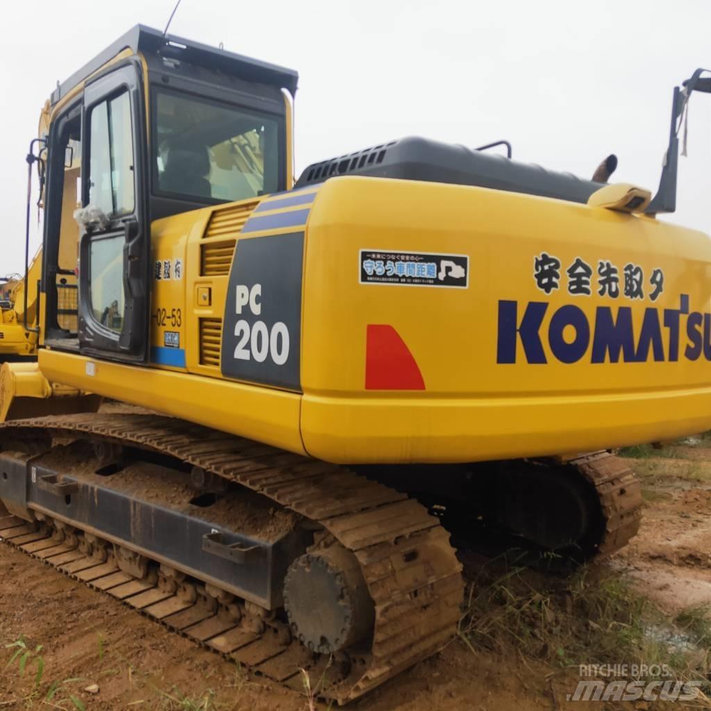 Komatsu PC200-8 Bagri goseničarji