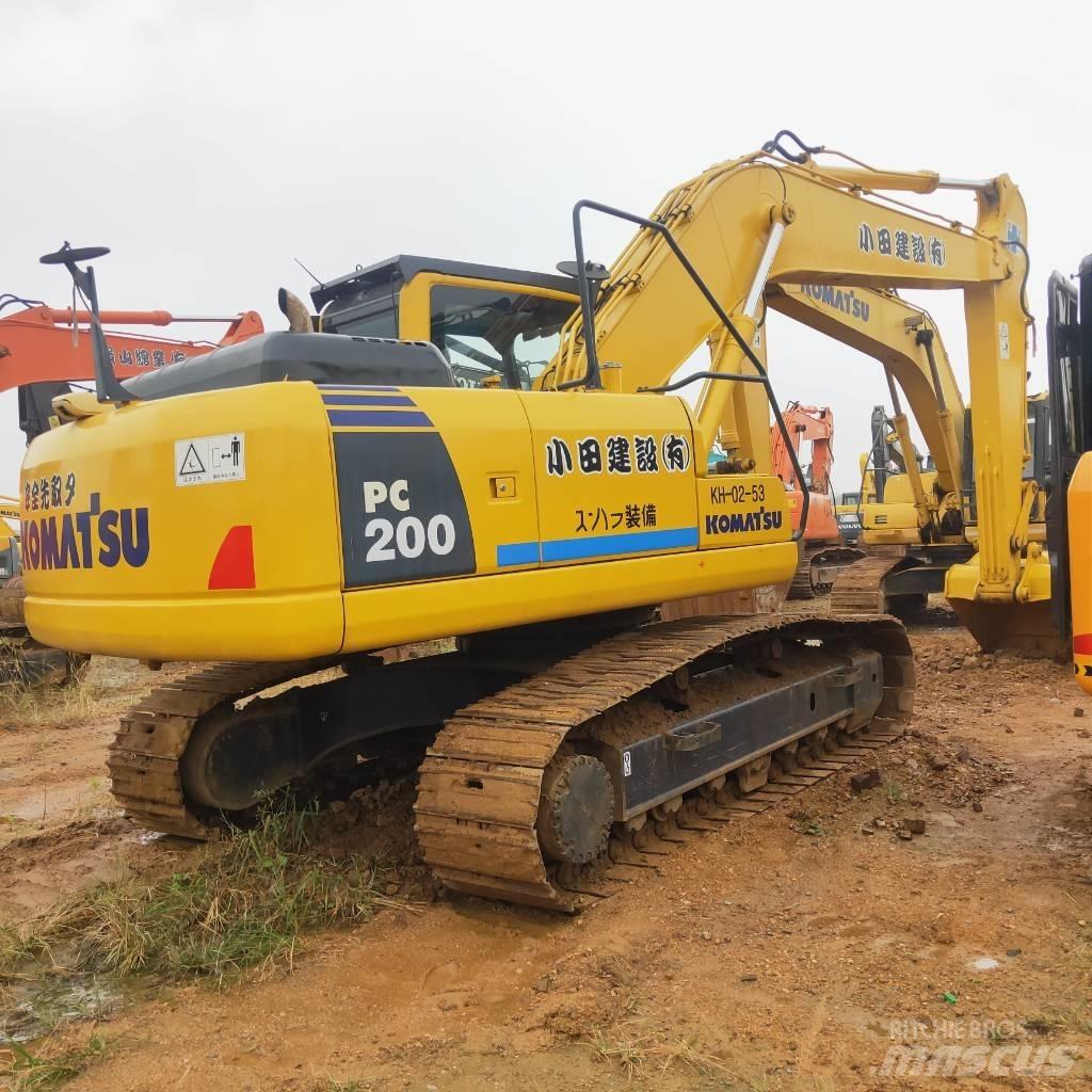 Komatsu PC200-8 Bagri goseničarji