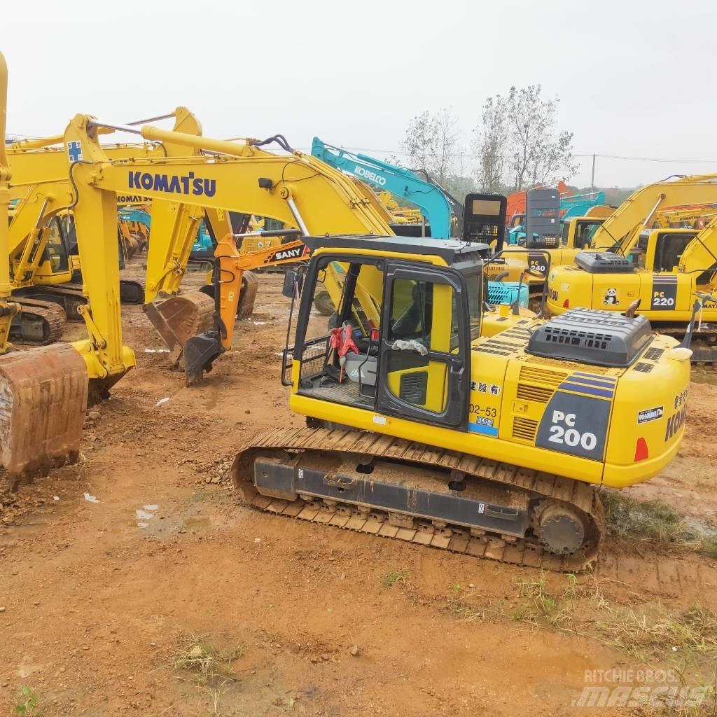 Komatsu PC200-8 Bagri goseničarji