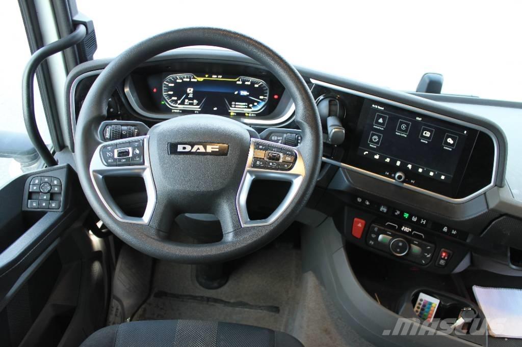 DAF XF 530 FAS Tovornjaki s kesonom/platojem