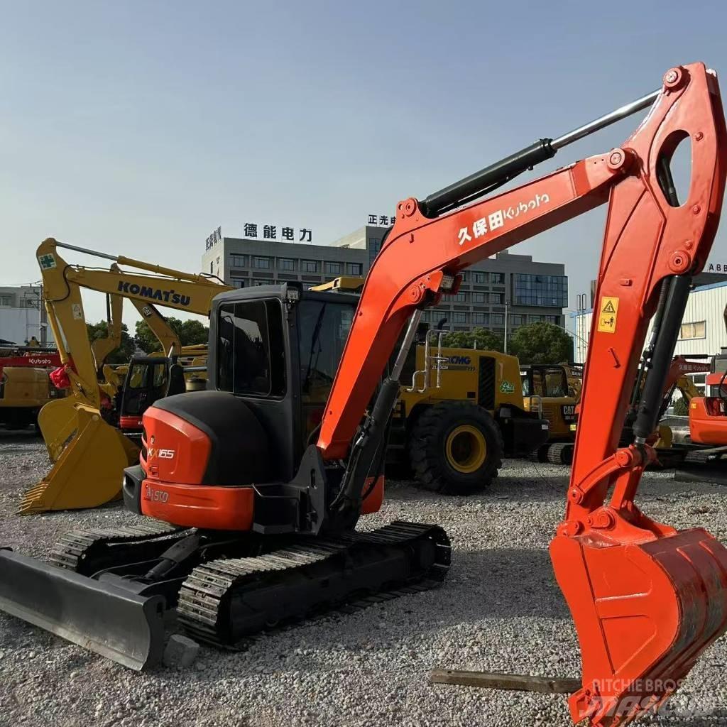 Kubota 165-5 Bagri goseničarji