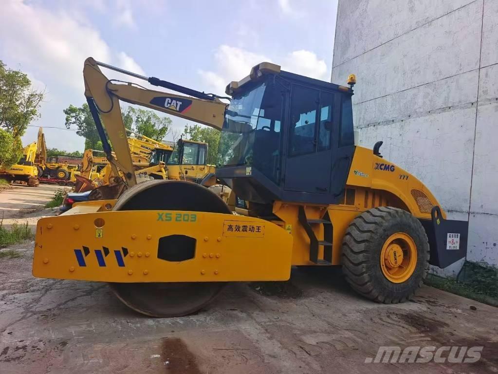 XCMG XS 202 J Kolesni nakladalci