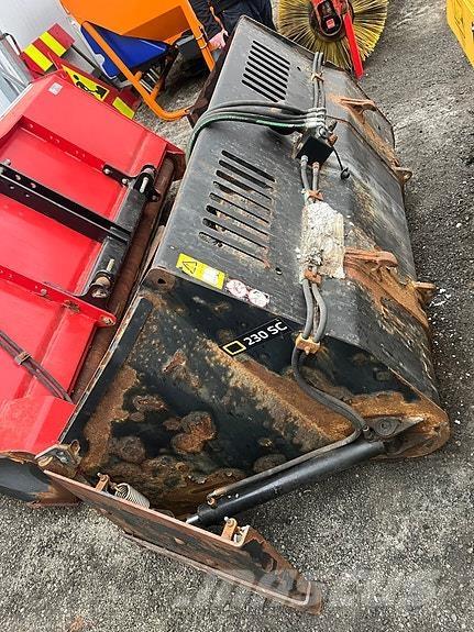 Ålø 230 SC Kmetijstvo - drugo