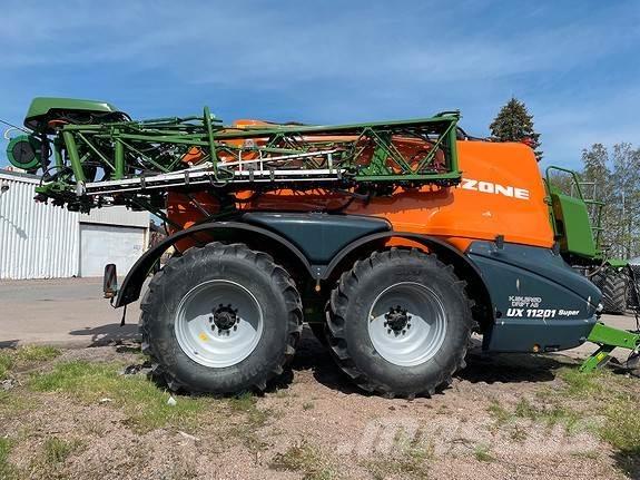 Amazone UX11201 Samohodne škropilnice