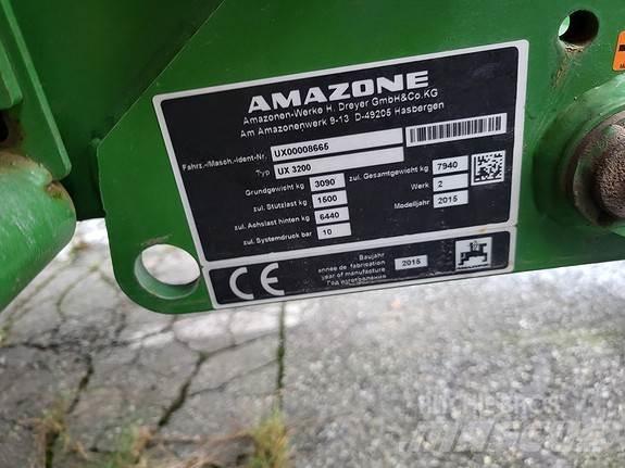 Amazone UX3200 Samohodne škropilnice