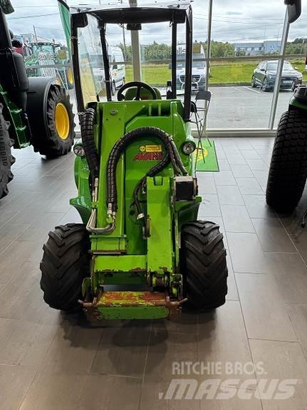 Avant 520 Skid steer mini nakladalci