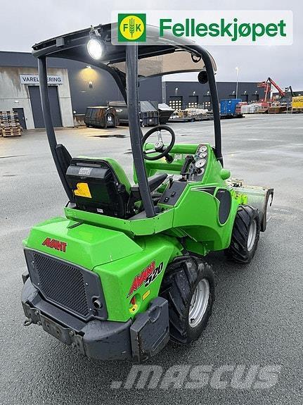 Avant 520 Skid steer mini nakladalci