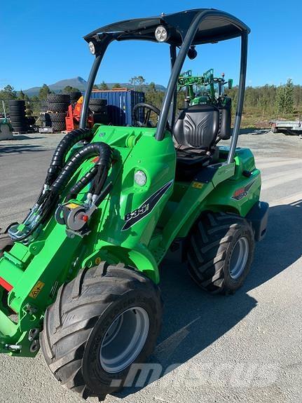 Avant 635i Skid steer mini nakladalci