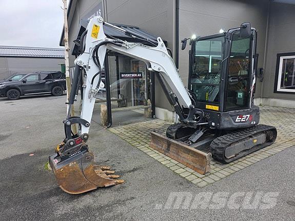 Bobcat E27z Mini bagri <7t