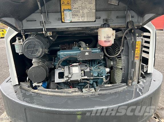 Bobcat E55 Bagri goseničarji