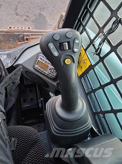 Bobcat T450 Skid steer mini nakladalci