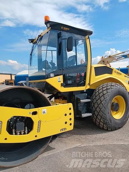 Bomag BW 213 D5 Asfaltni finišerji
