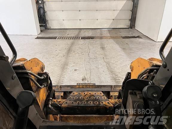 CASE 430 Skid steer mini nakladalci