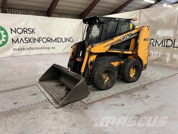 CASE 440 Skid steer mini nakladalci