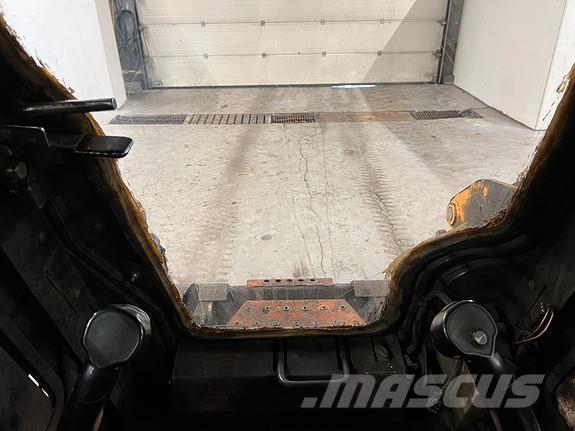CASE 440 Skid steer mini nakladalci