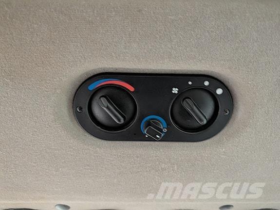 Case IH JXU115U Traktorji