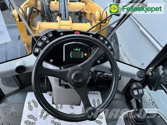 CAT 906hl Kolesni nakladalci