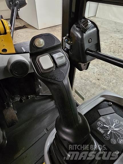 CAT 908M Kolesni nakladalci