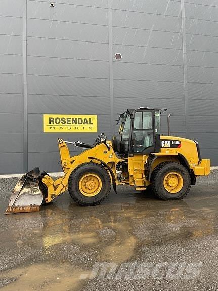 CAT 918M Kolesni nakladalci