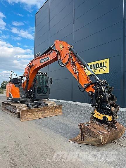 Doosan DX140LCR-5 Bagri goseničarji