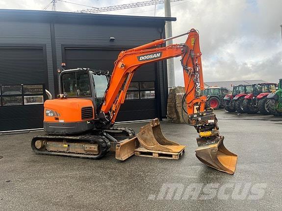Doosan DX63-3 Mini bagri <7t