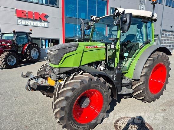 Fendt 211 Traktorji