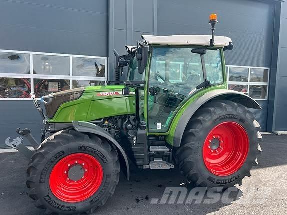 Fendt 211 Profi+ Traktorji