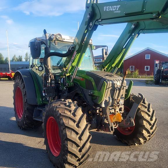 Fendt 211 Vario Traktorji