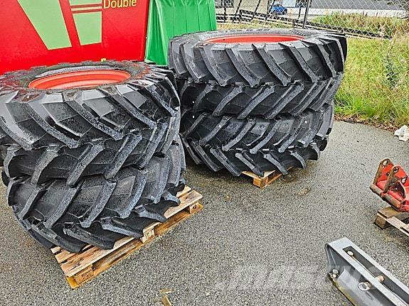 Fendt 300 Traktorji