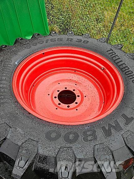 Fendt 300 Traktorji