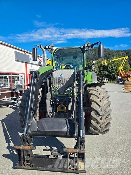 Fendt 516 Profi + Traktorji