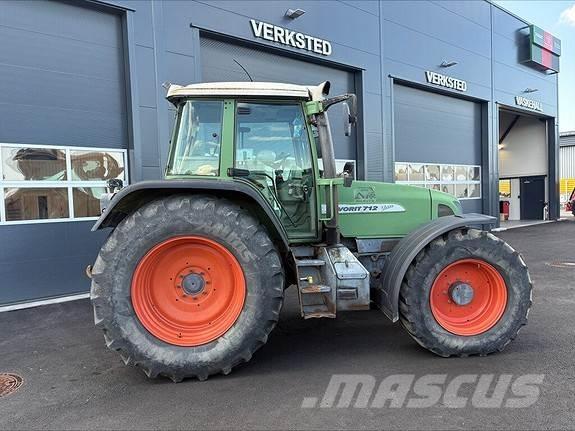 Fendt 712 Favorit Traktorji