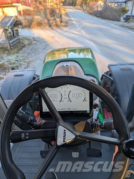 Fendt 724 profi+ Traktorji