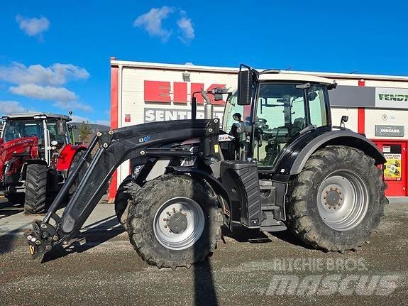 Fendt 724 S4 Profi Traktorji