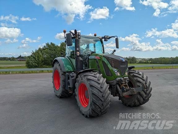 Fendt 724 S4 Vario Traktorji
