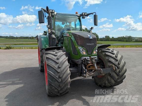 Fendt 724 S4 Vario Traktorji